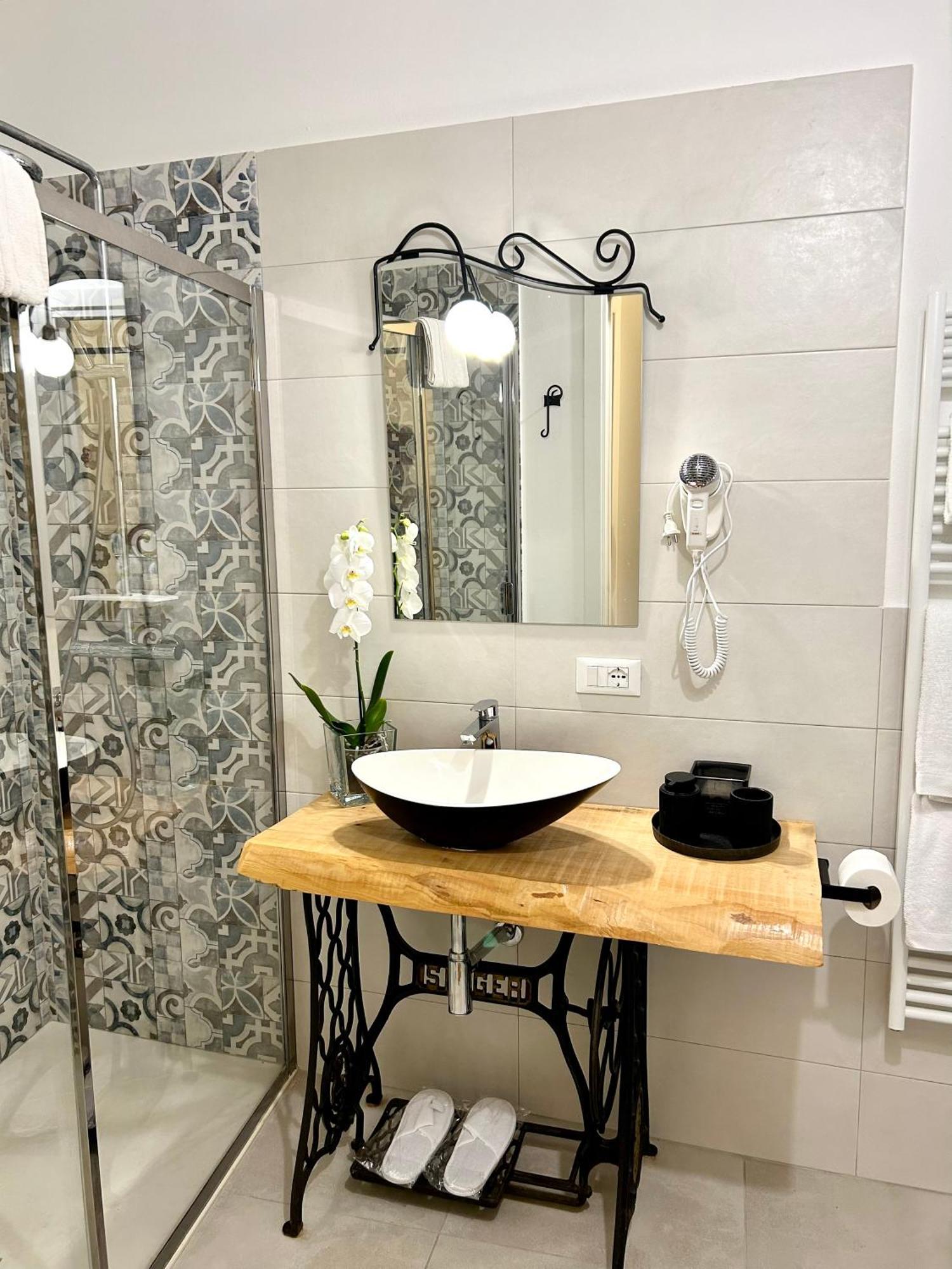 Rosso Verona Suite-Free Parking Exterior photo